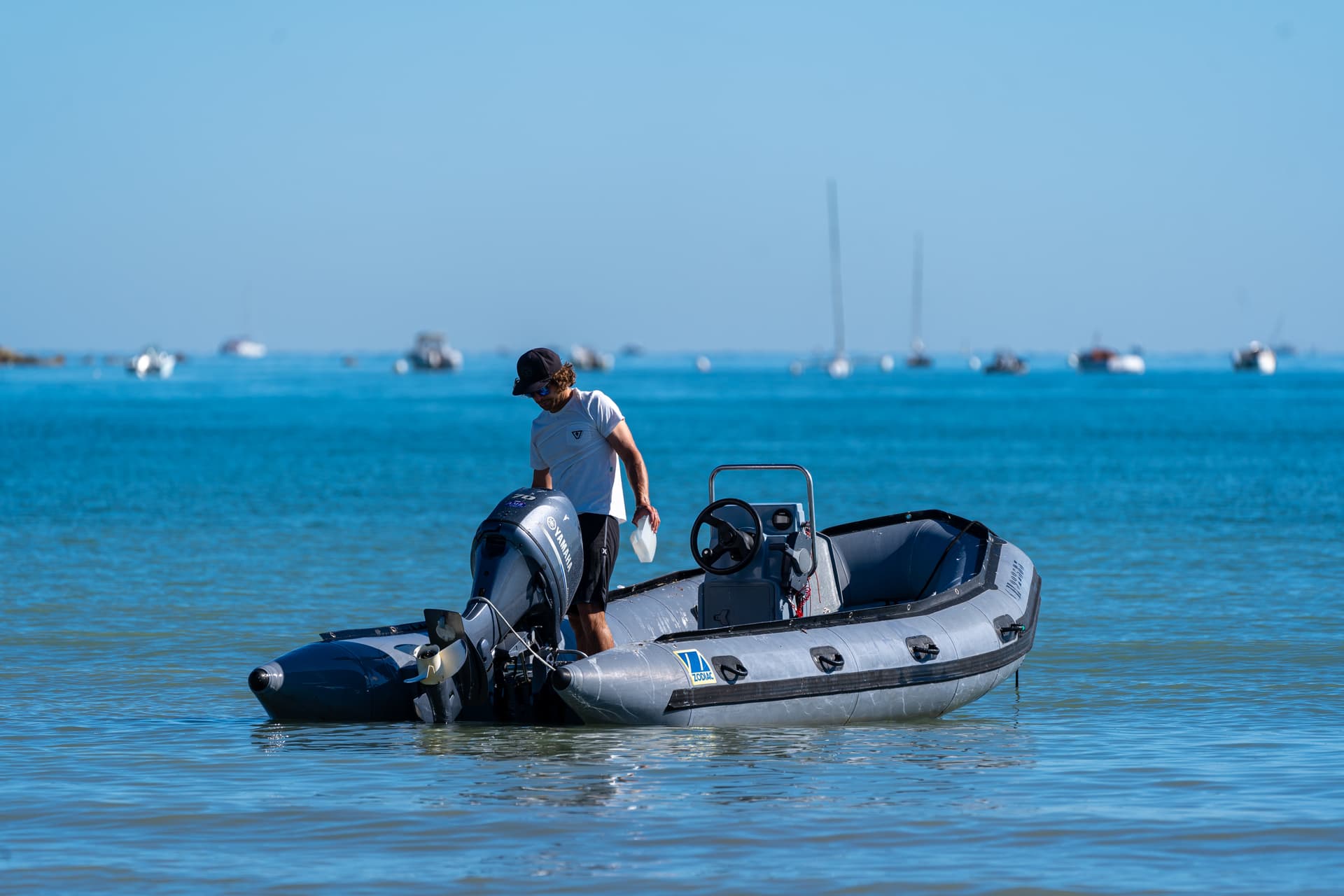 Bateau semi-rigide avec permis
